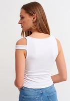 Bayan Beyaz Cut Out Crop Top