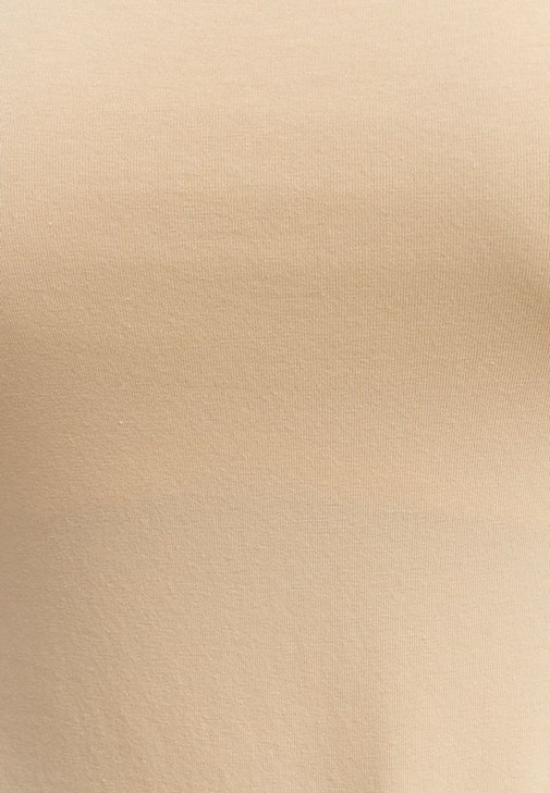 Esnek Dokulu Atlet ve Denim Pantolon Kombini