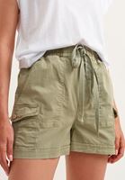 Bayan Yeşil Pamuklu ve Cepli Mini Şort