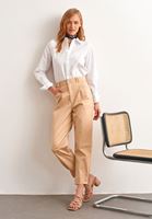 Bayan Bej Pile ve Paça Detaylı Carrot-Fit Pantolon
