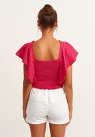 Bayan Pembe Fırfırlı ve Nakışlı Crop Bluz