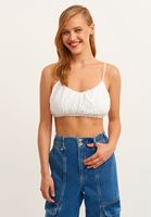 Bayan Beyaz Askılı ve Büzgülü Crop Top