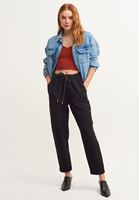 Bayan Siyah Carrot-Fit Bağcıklı Pantolon