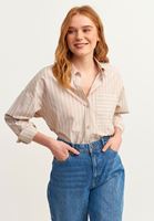 Bayan Bej Çizgili Oversize Poplin Gömlek