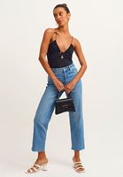 Sırt Detaylı Bodysuit ve Denim Pantolon Kombini