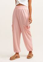 Beli Büzgülü Crop ve Jogger Pantolon Kombini