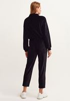 Bayan Siyah Kuşaklı Velvet Jogger Pantolon ( MODAL )