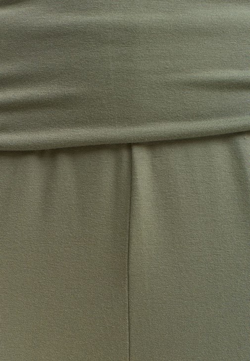 V-Neck Crop Atlet ve Pantolon Kombini