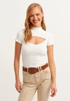 Bayan Krem Cut-Out Detaylı Roll-Neck Tişört