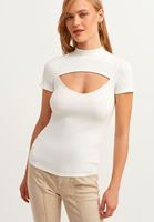 Bayan Krem Cut-Out Detaylı Roll-Neck Tişört