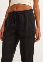 Bayan Siyah Yumuşak Dokulu Jogger Pantolon ( TENCEL™ )