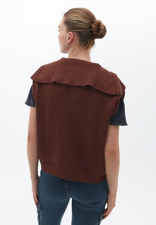 Fermuarlı Süveter ve Jogger Pantolon Kombini