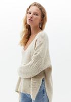 Triko Kazak ve Cigarette-Fit Denim Pantolon Kombini