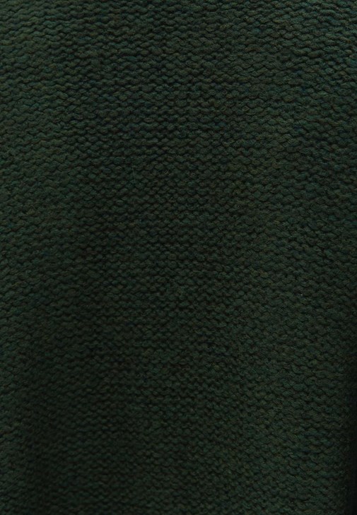 Triko Hırka ve Crop-Top Kombini