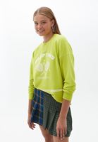 Oversize Sweatshirt ve Mini Etek Kombini