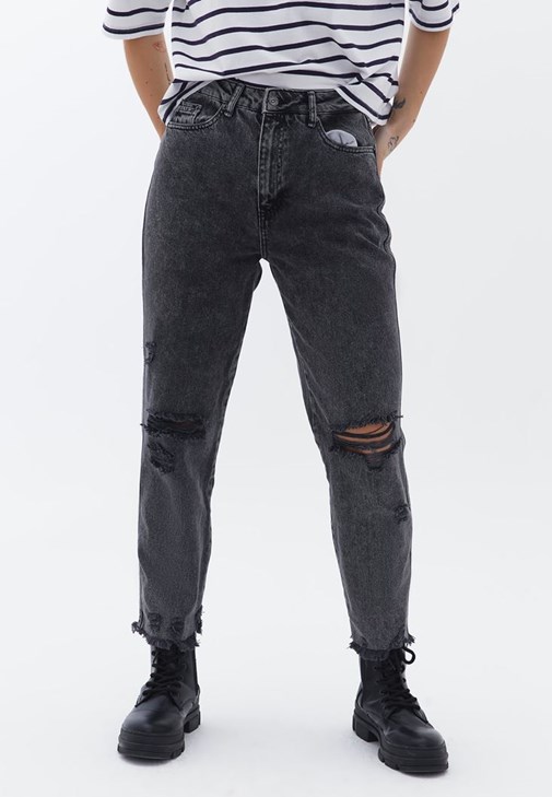 Fermuarlı Top ve Mom-Fit Pantolon Kombini