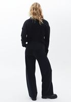 Straight Pantolon ve Sweatshirt Kombini