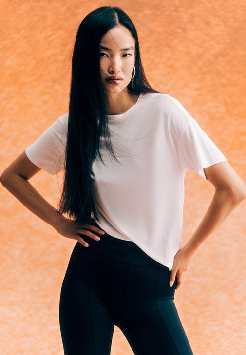 Krem Yumuşak Dokulu Sıfır Yaka Tişört (MODAL )