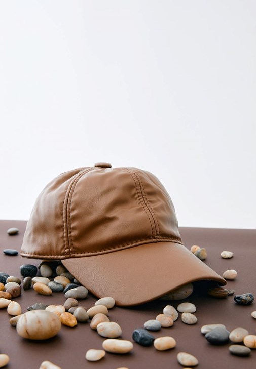 Kahverengi Vegan Deri Şapka