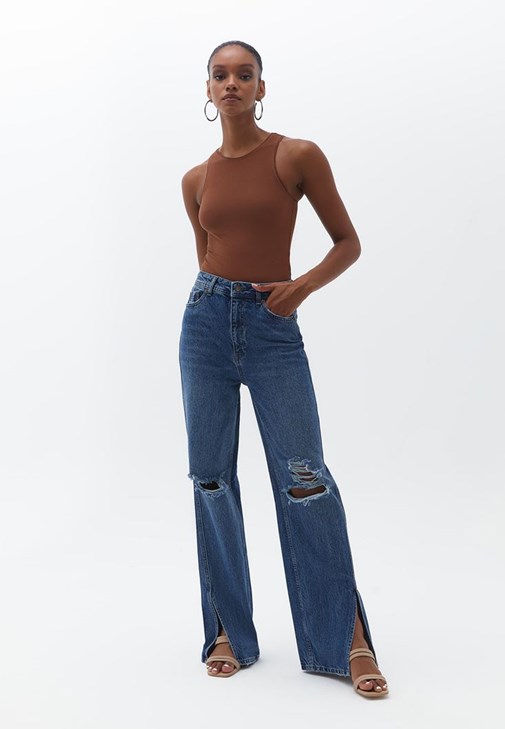 Straight-Fit Pantolon ve Atlet Kombini
