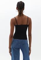Fitilli Askılı Atlet ve Wide-Leg Pantolon Kombini