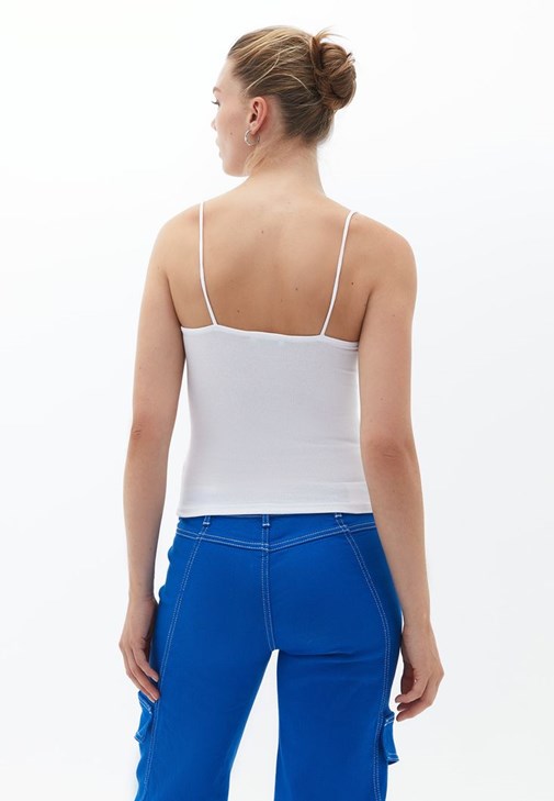 Askılı Atlet ve İpli Jogger Pantolon Kombini