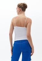 Askılı Atlet ve İpli Jogger Pantolon Kombini