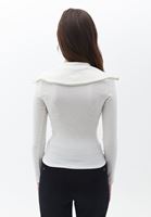 Bayan Krem Fermuarlı Yaka Casual Top