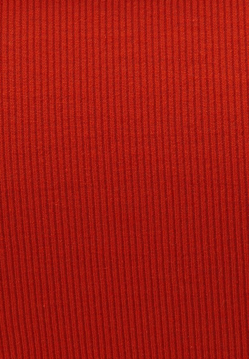 Fermuarlı Top ve Mom-Fit Pantolon Kombini