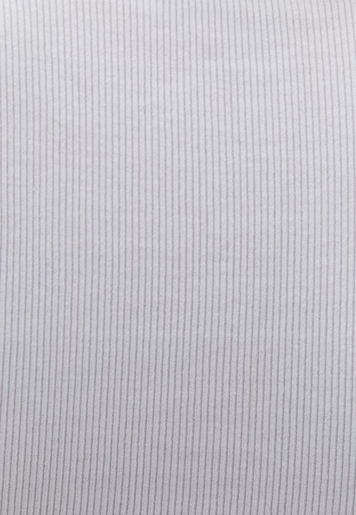 Ajurlu Hırka ve Slim-Fit Pantolon Kombini