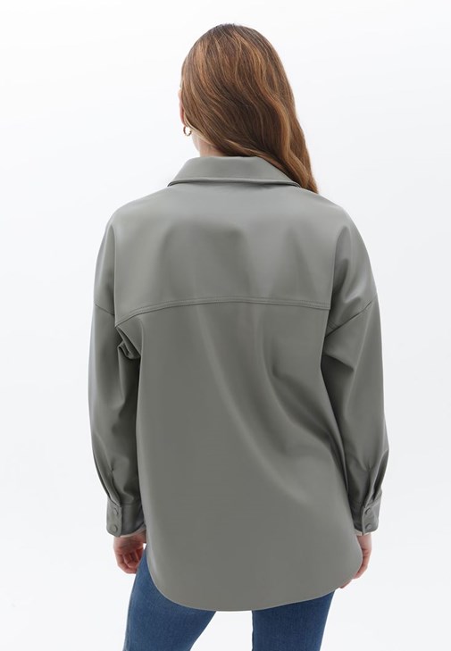 Deri Gömlek ve Pantolon Kombini