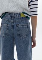 Sıfır Yaka Crop Kazak ve Wide-Leg Pantolon Kombini