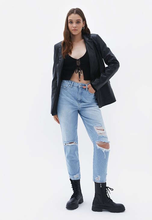 Mom-Fit Pantolon ve Büstiyer Kombini