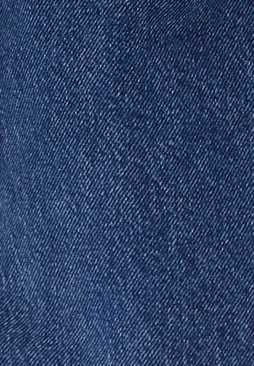 Loose-Fit Kazak ve Mom-Fit Pantolon Kombini