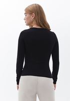 Bayan Siyah Toka Detaylı Bluz ( MODAL )