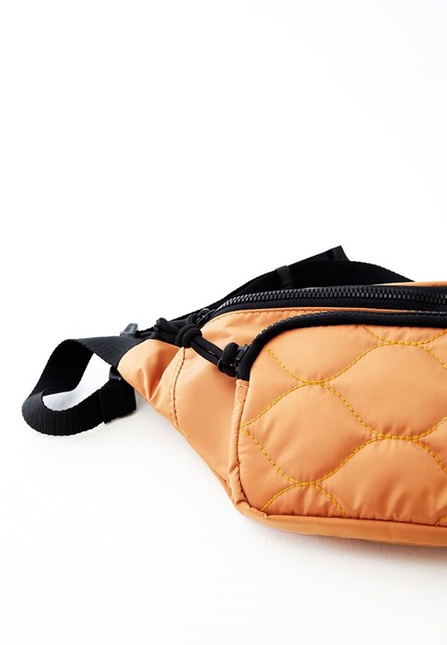 Oversize Baskılı Sweatshirt ve Kargo Pantolon Kombini