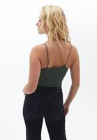 Dikişsiz Crop Top ve Denim Ceket Kombini