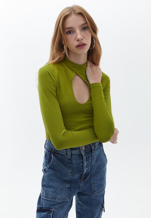 Yeşil Pamuklu Cut-Out Detaylı Tişört