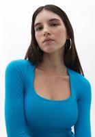 Bayan Mavi Uzun Kollu Kare Yaka Tişört