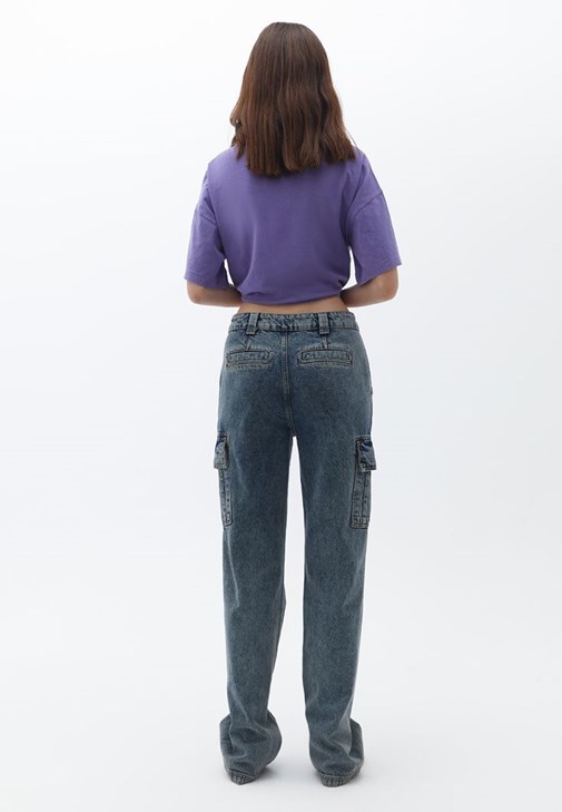 Casual Top ve Baggy-Fit Pantolon Kombini