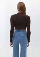 Bayan Kahverengi Büzgü Detaylı Crop Bluz 
