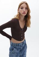 Bayan Kahverengi Düğme Detaylı Crop Bluz
