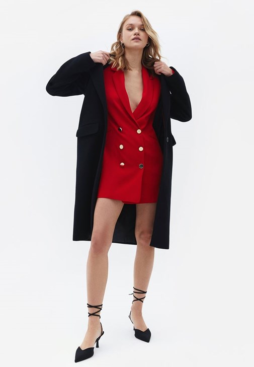 Blazer Elbise ve Kaban Kombini