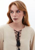 Loose-Fit Poplin Elbise ve Çizme Kombini