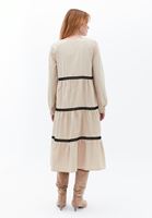 Loose-Fit Poplin Elbise ve Çizme Kombini