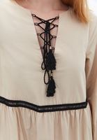 Loose-Fit Poplin Elbise ve Çizme Kombini