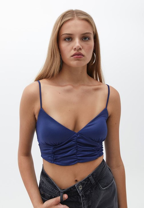 Büzgülü Crop ve Şort Kombini