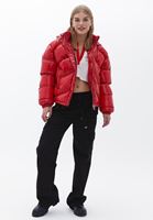 Bayan Kırmızı Kapitoneli Şişme Mont