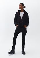 Bayan Siyah Kapüşonlu Midi Yağmurluk