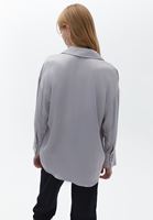 Bayan Gri Loose-Fit Saten Gömlek
